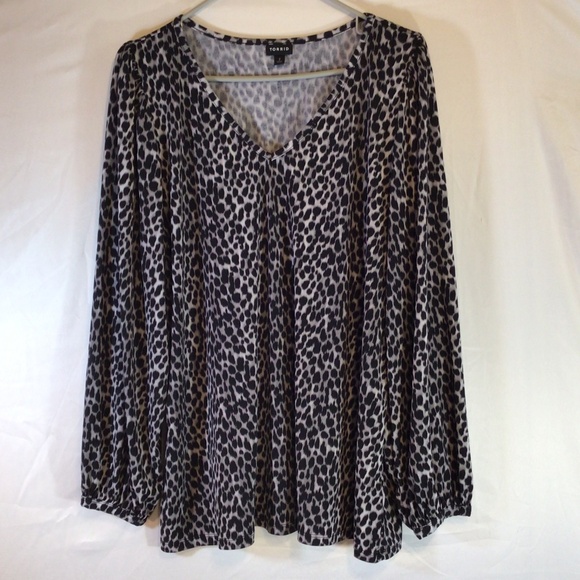Torrid Blouse Black Size 2(18-20) Black V Neck Animal Print y2k retro glam edgy - Picture 1 of 10